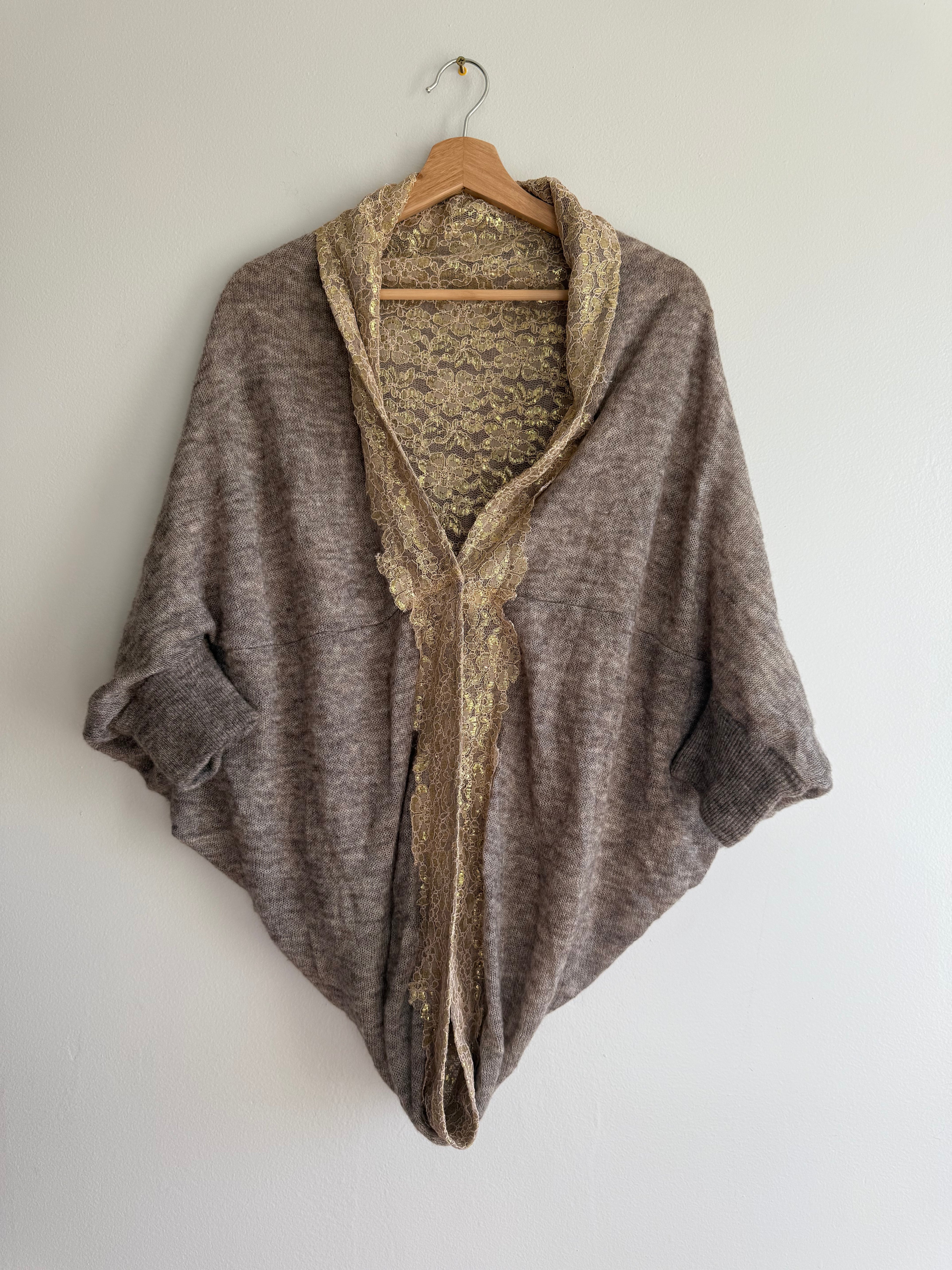 Batwing Lace Sweater / OS