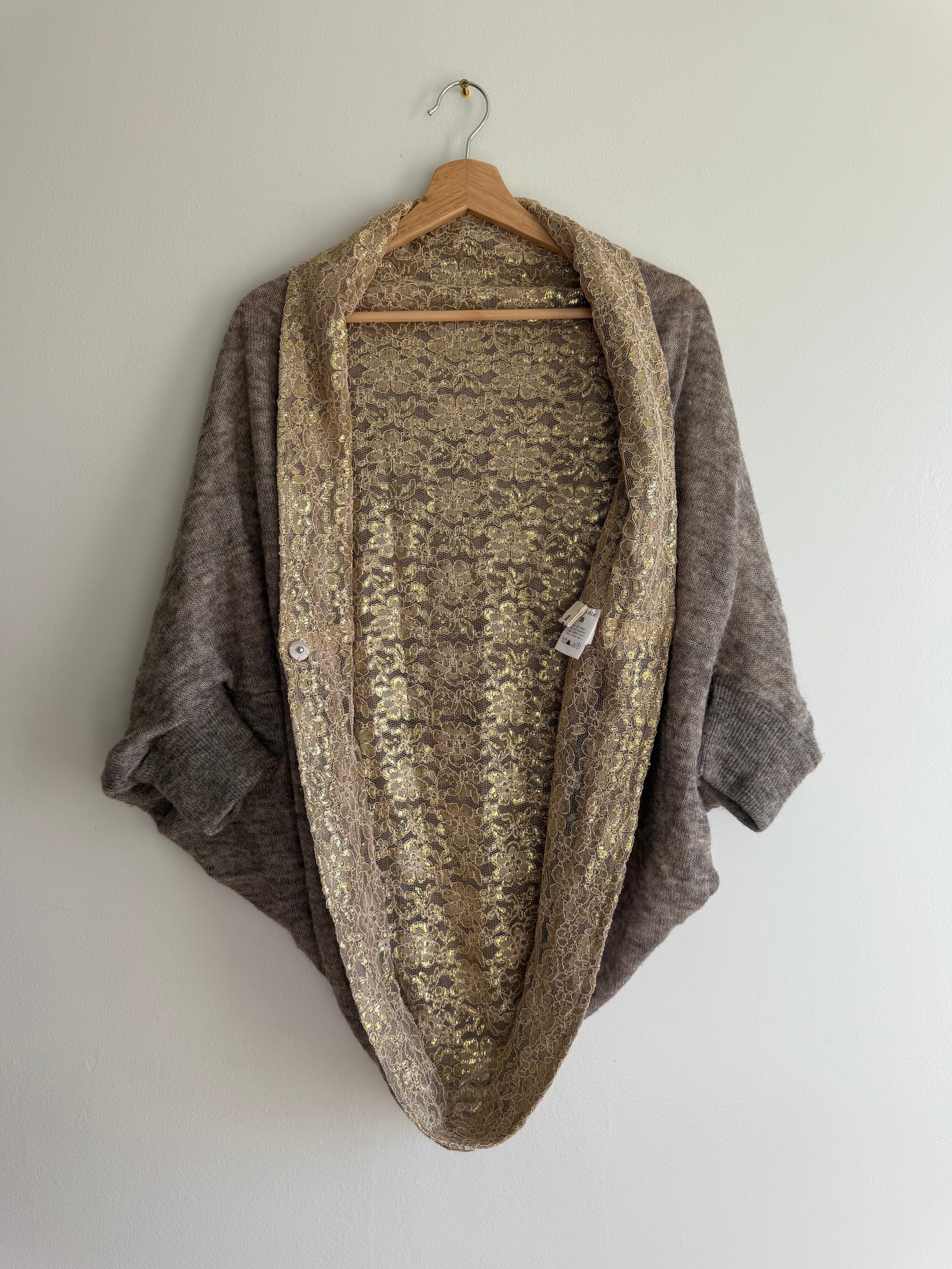 Batwing Lace Sweater / OS