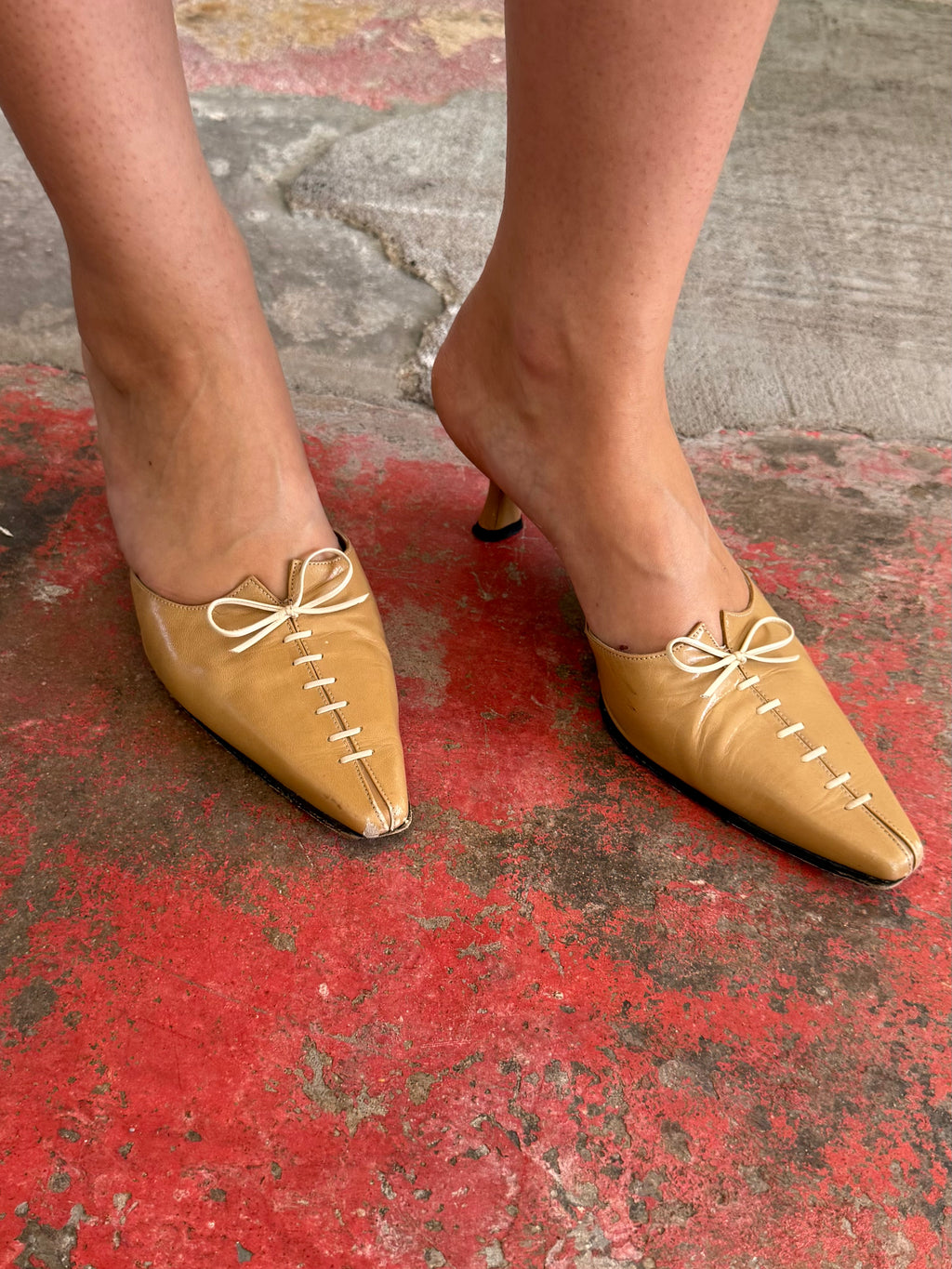 Stuart Weitzman Tie Mules / 7.5