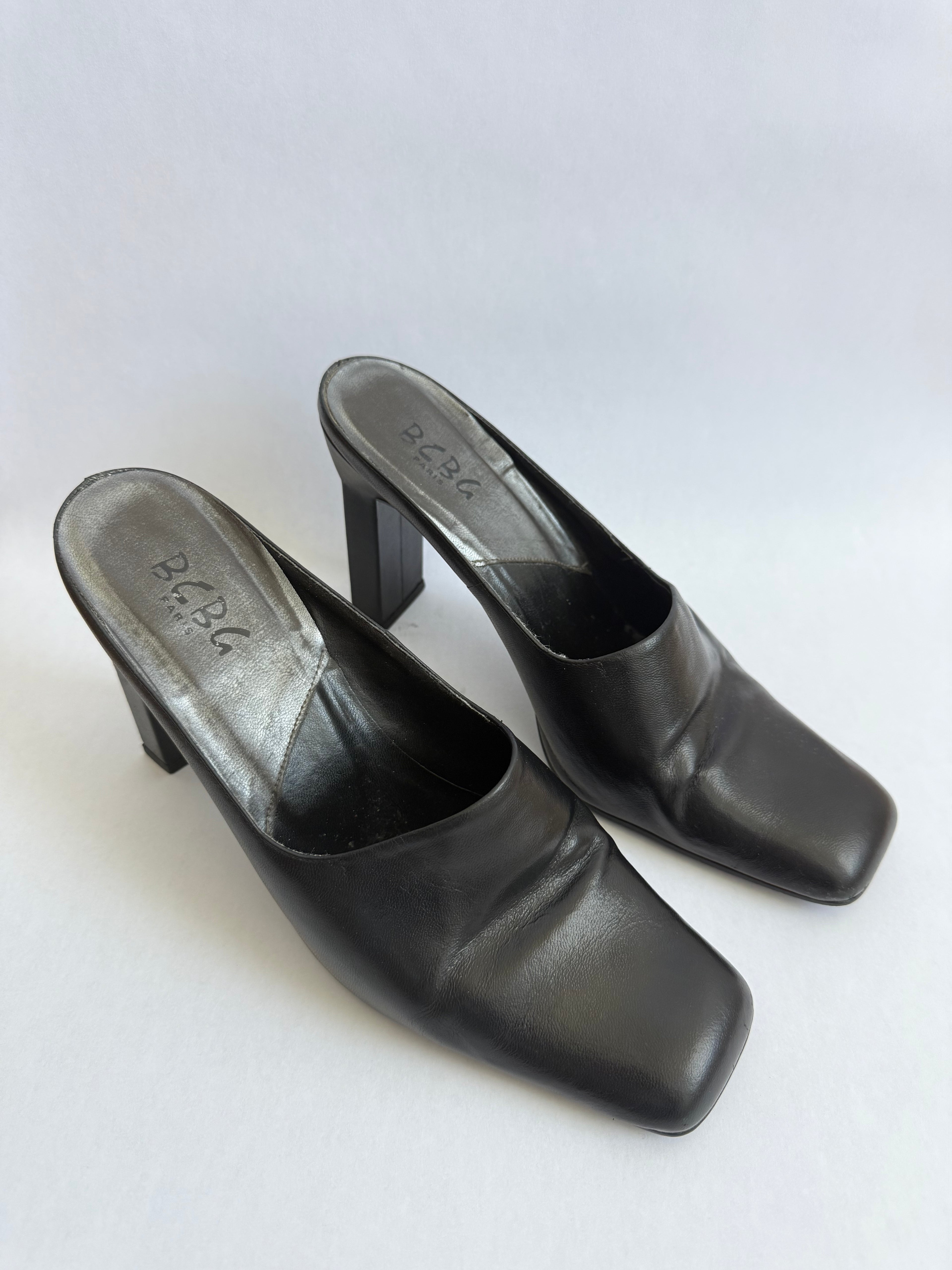 BCBG Paris 90s Mules