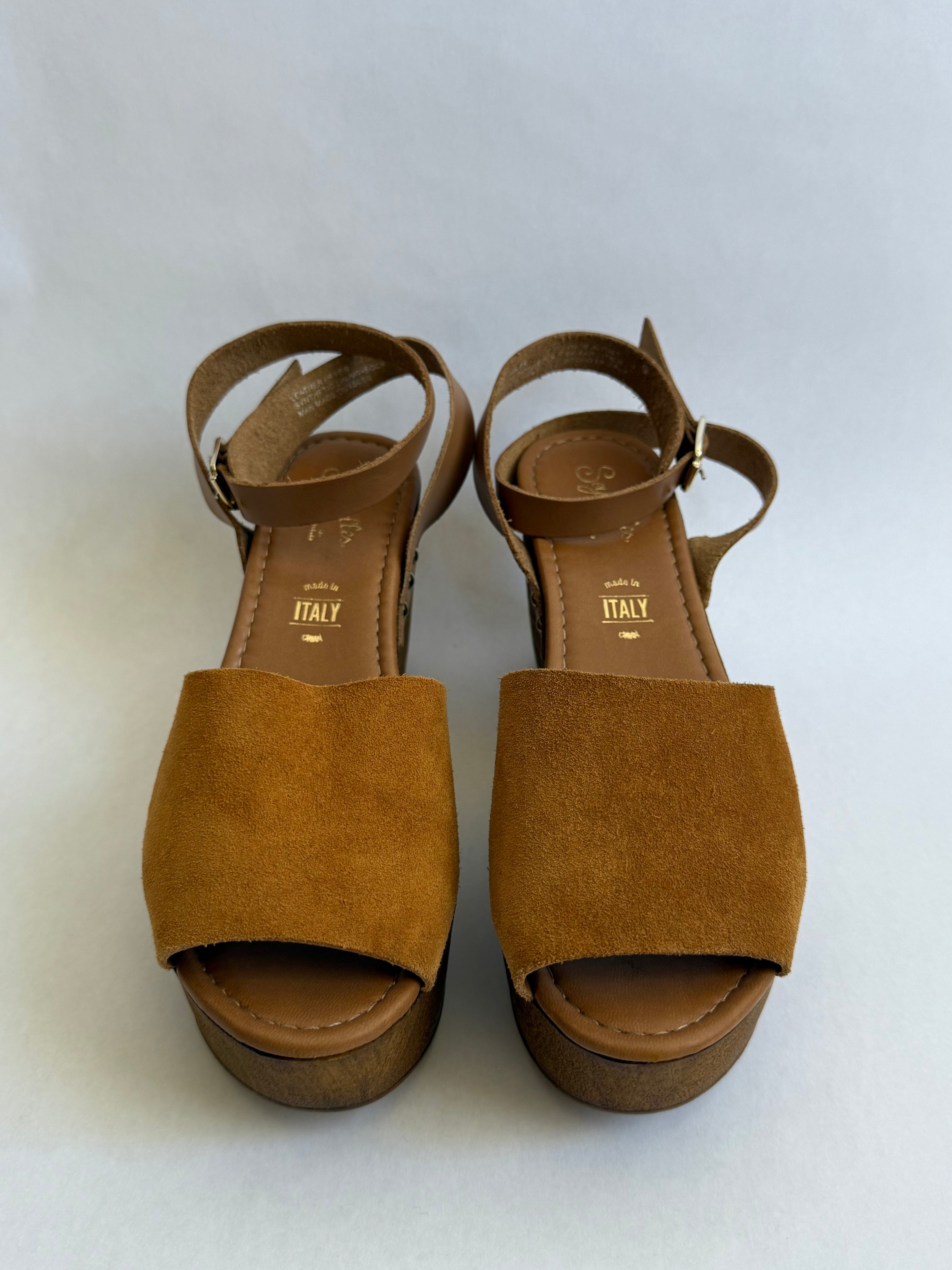 Preloved Tan Suede Platform Wedges / US 9