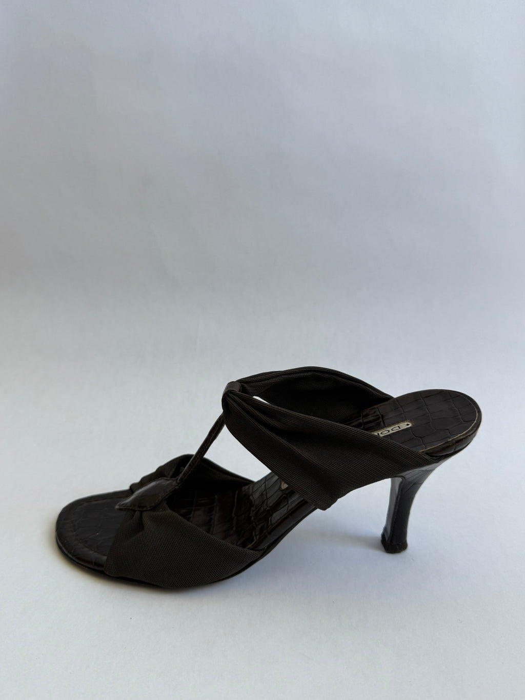 Donald J Pliner T-Strap Heels