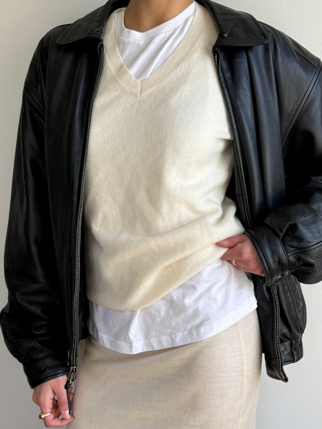 White Cashmere Sweater / M
