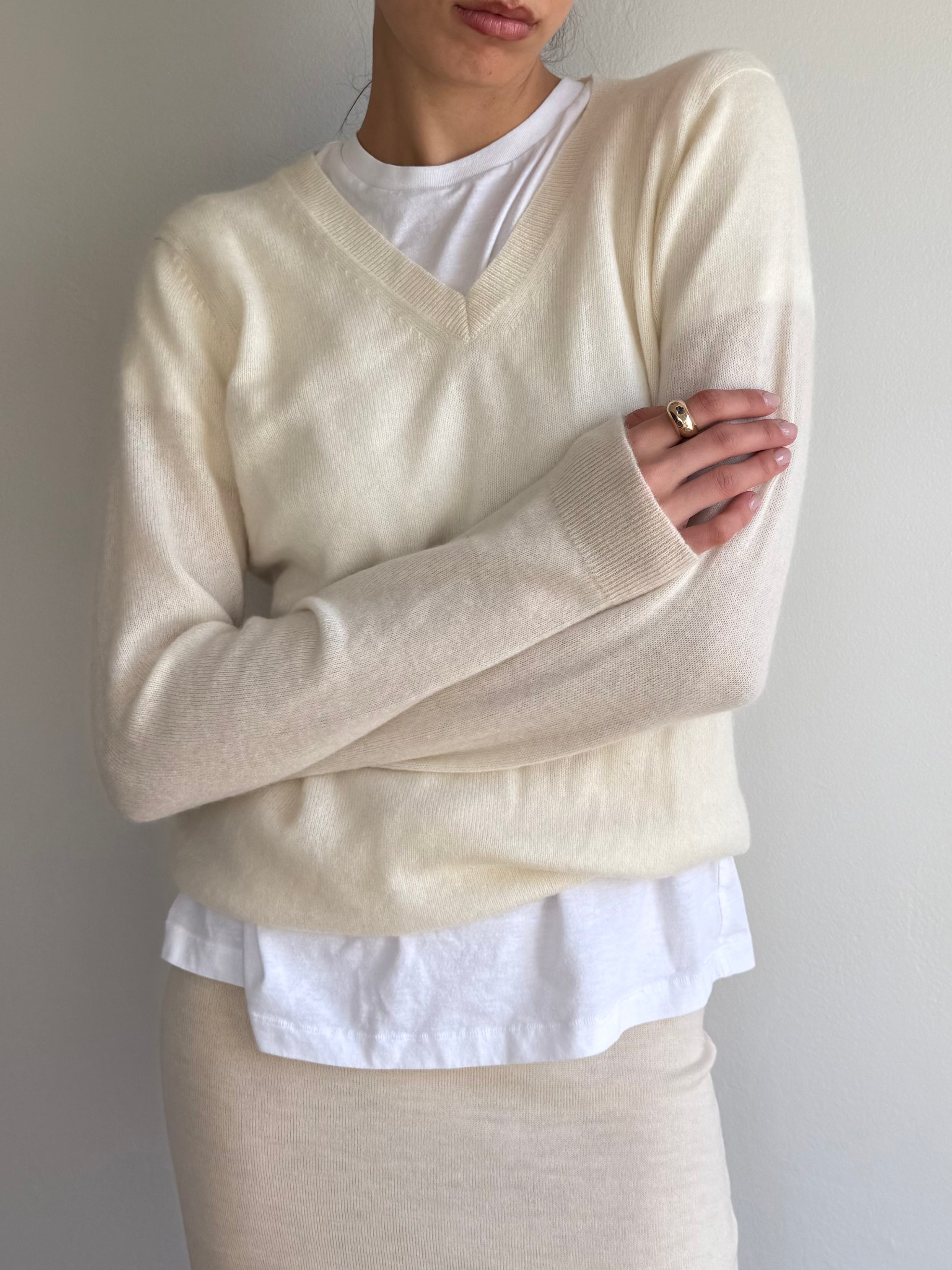 White Cashmere Sweater / M