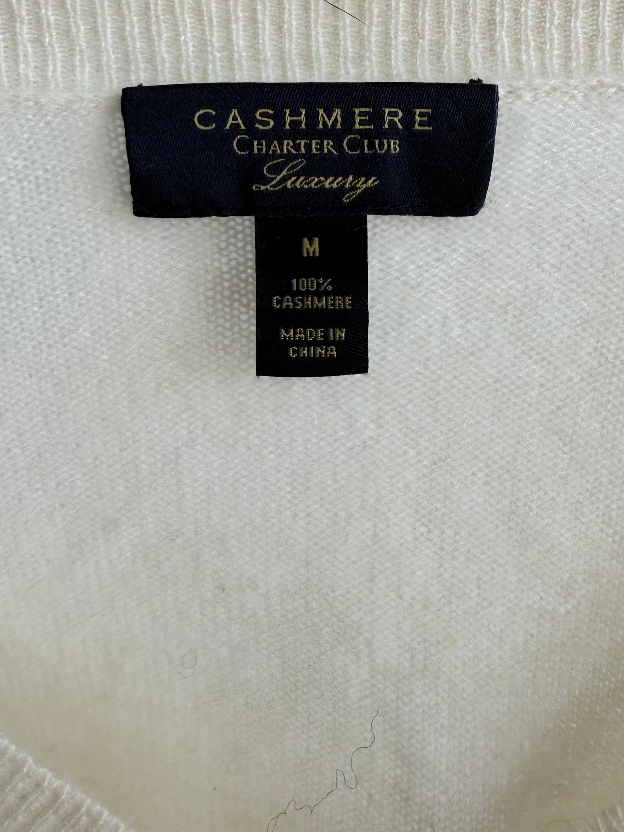 White Cashmere Sweater / M
