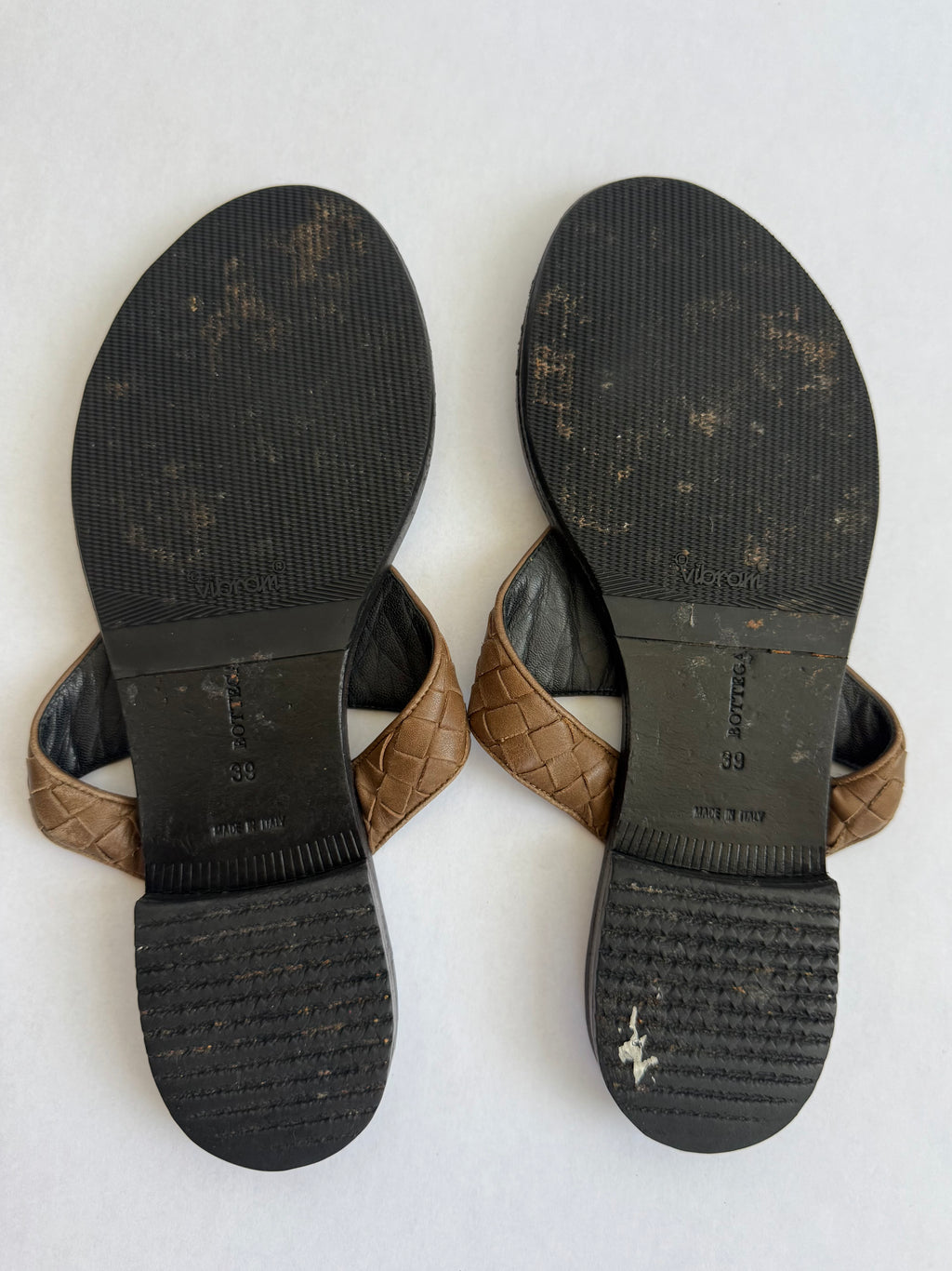 Bottega Veneta Woven Leather Sandals / EU 39