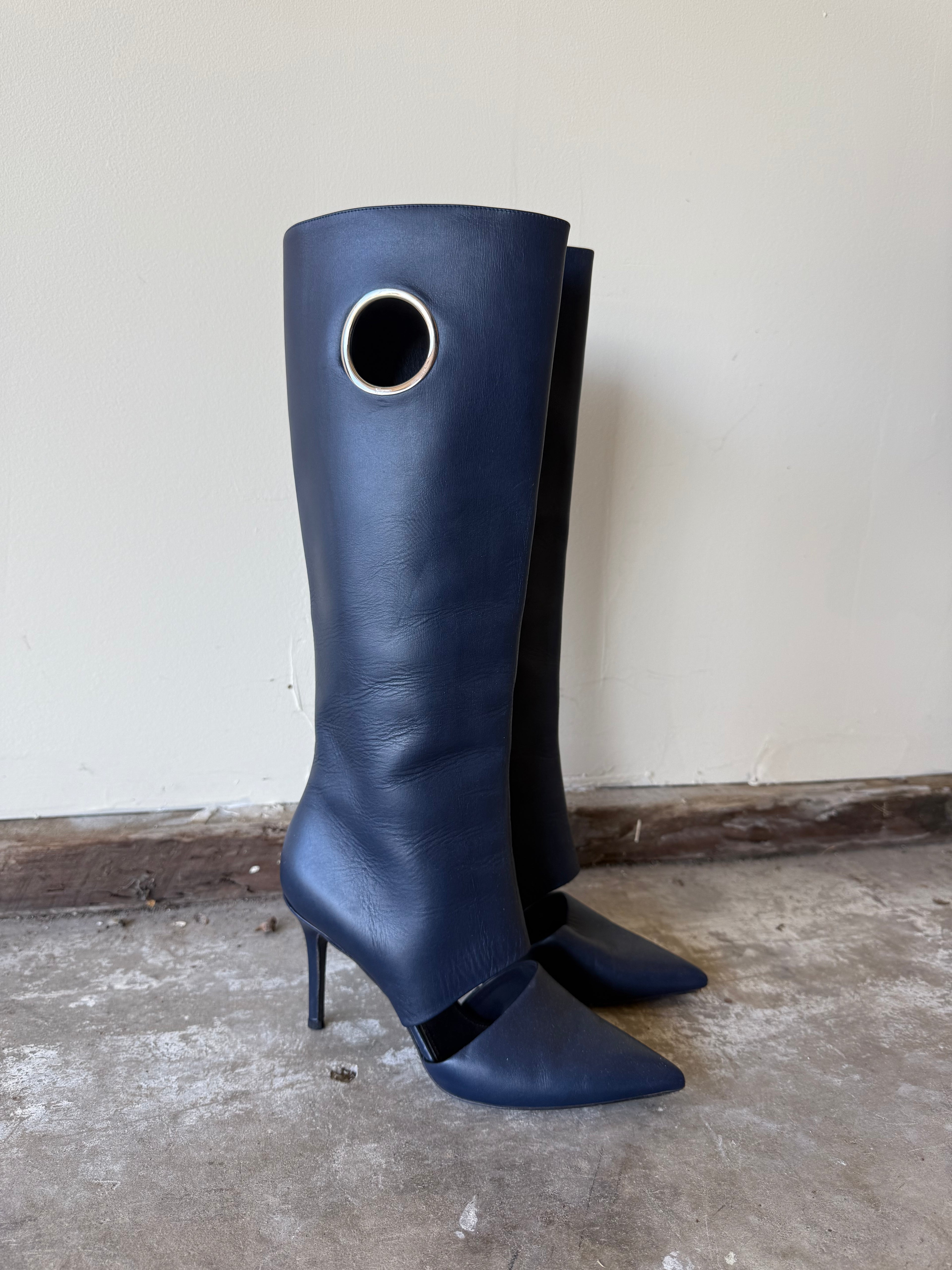 Salvatore Ferragamo Cut-out Boots / 5.5