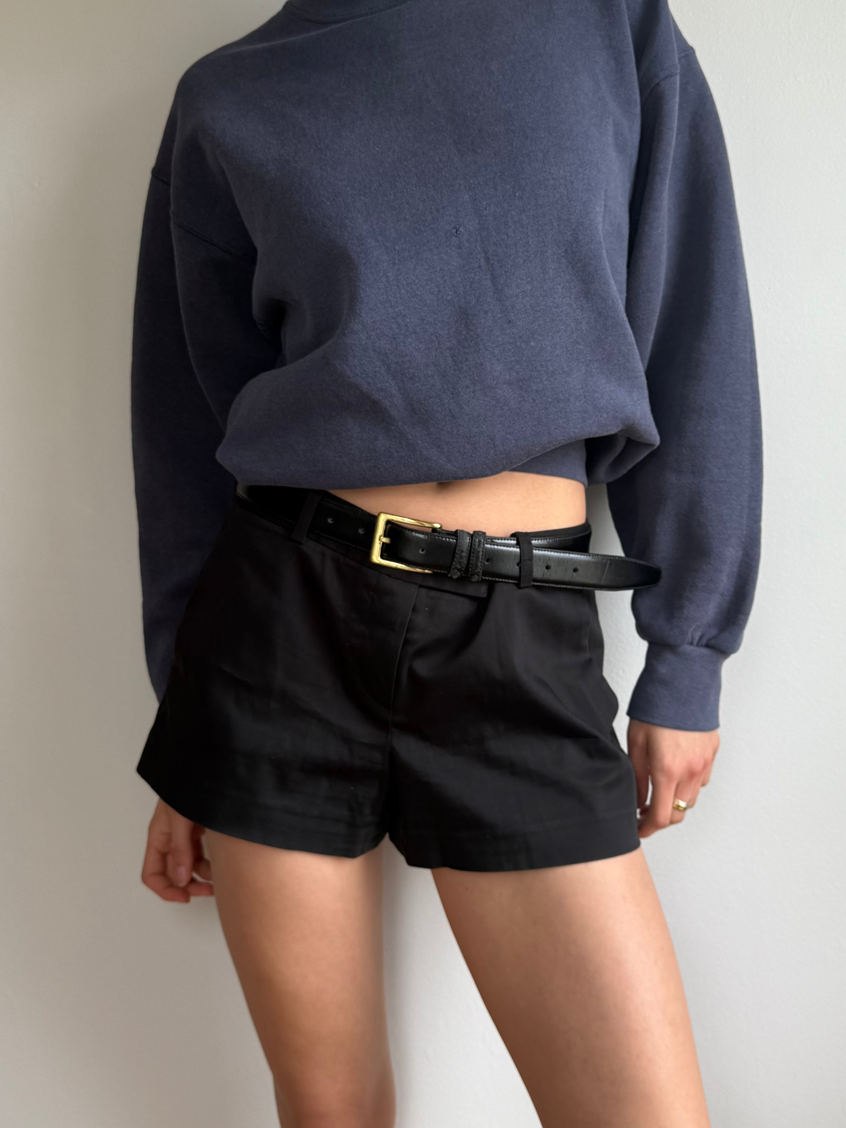 Theory Trouser Shorts / 8