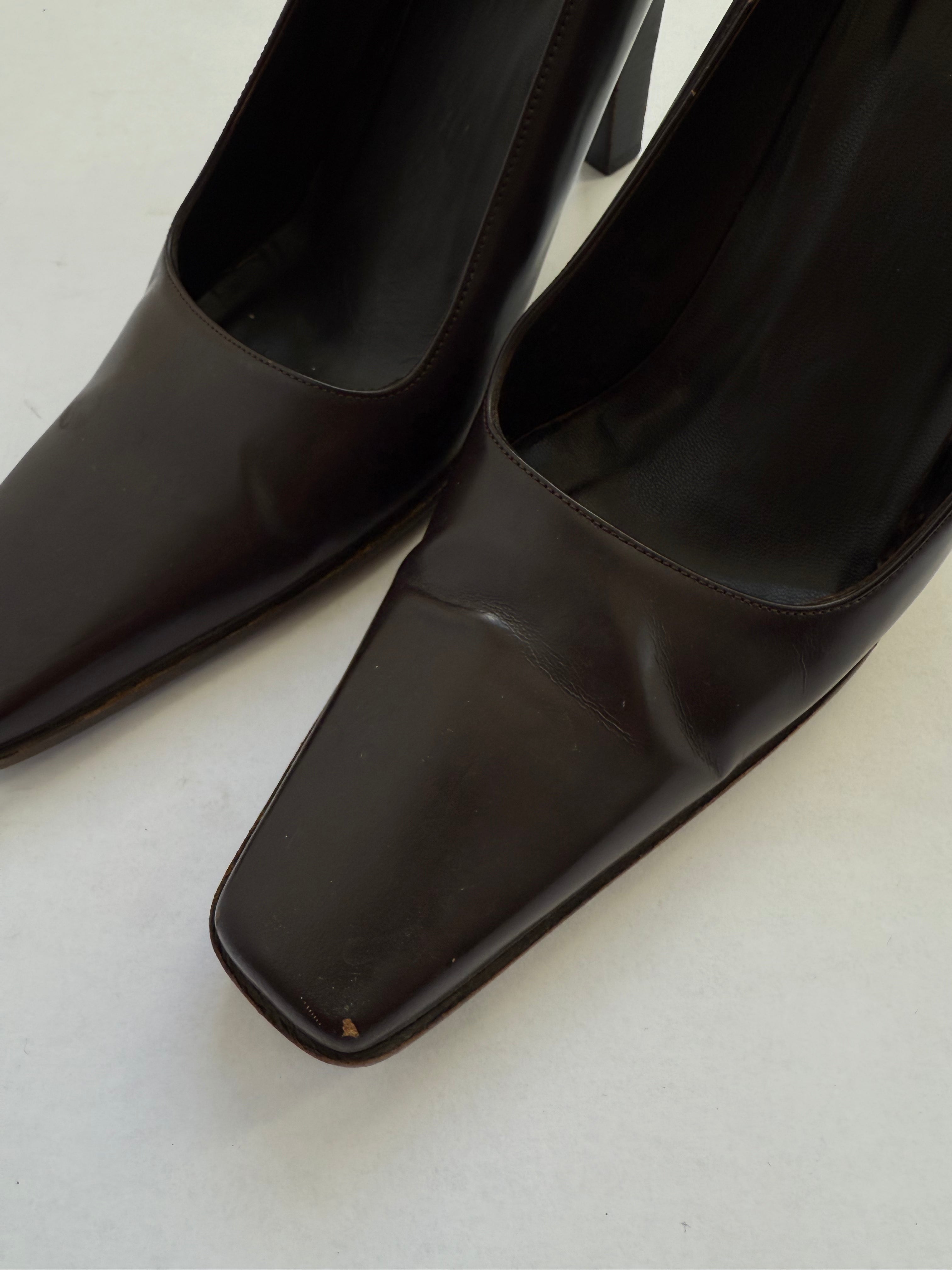 Gucci Square-Toe Pumps / 9