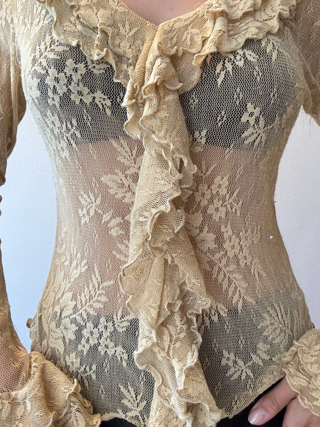 Y2K Lace Ruffle Blouse