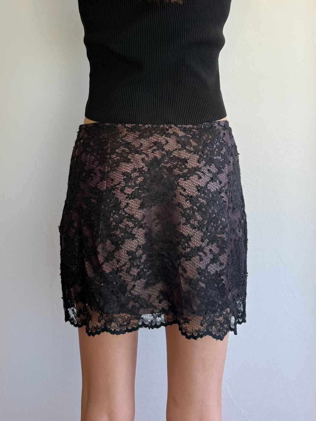 Vintage Guess Lace Skirt / 8