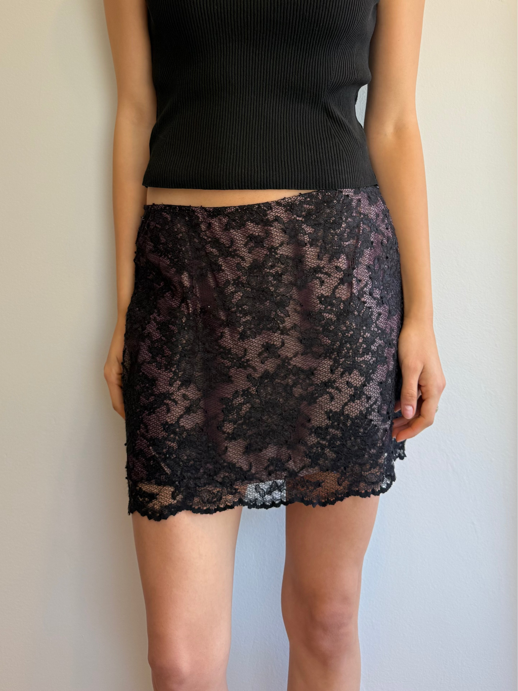 Vintage Guess Lace Skirt / 8
