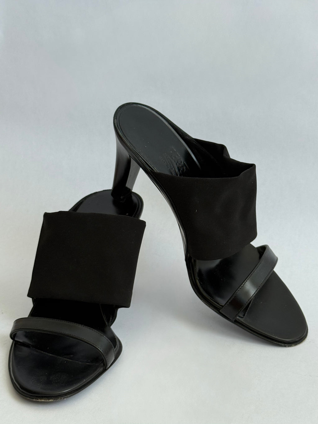 Salvatore Ferragamo / US 7