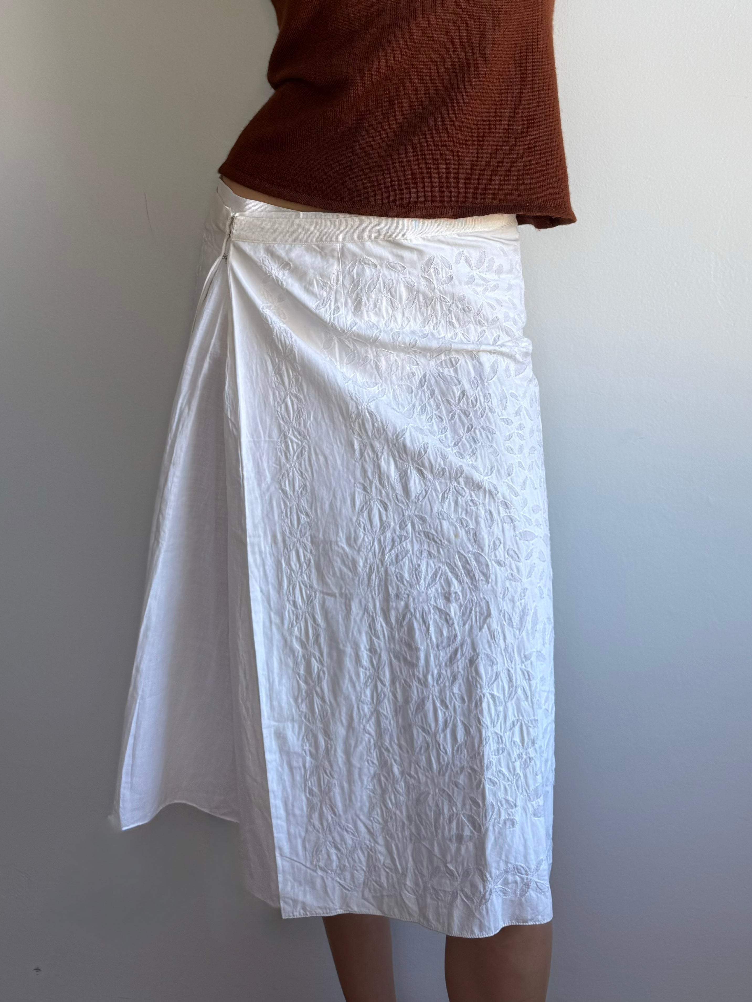 DKNY Embroidered Skirt / 4