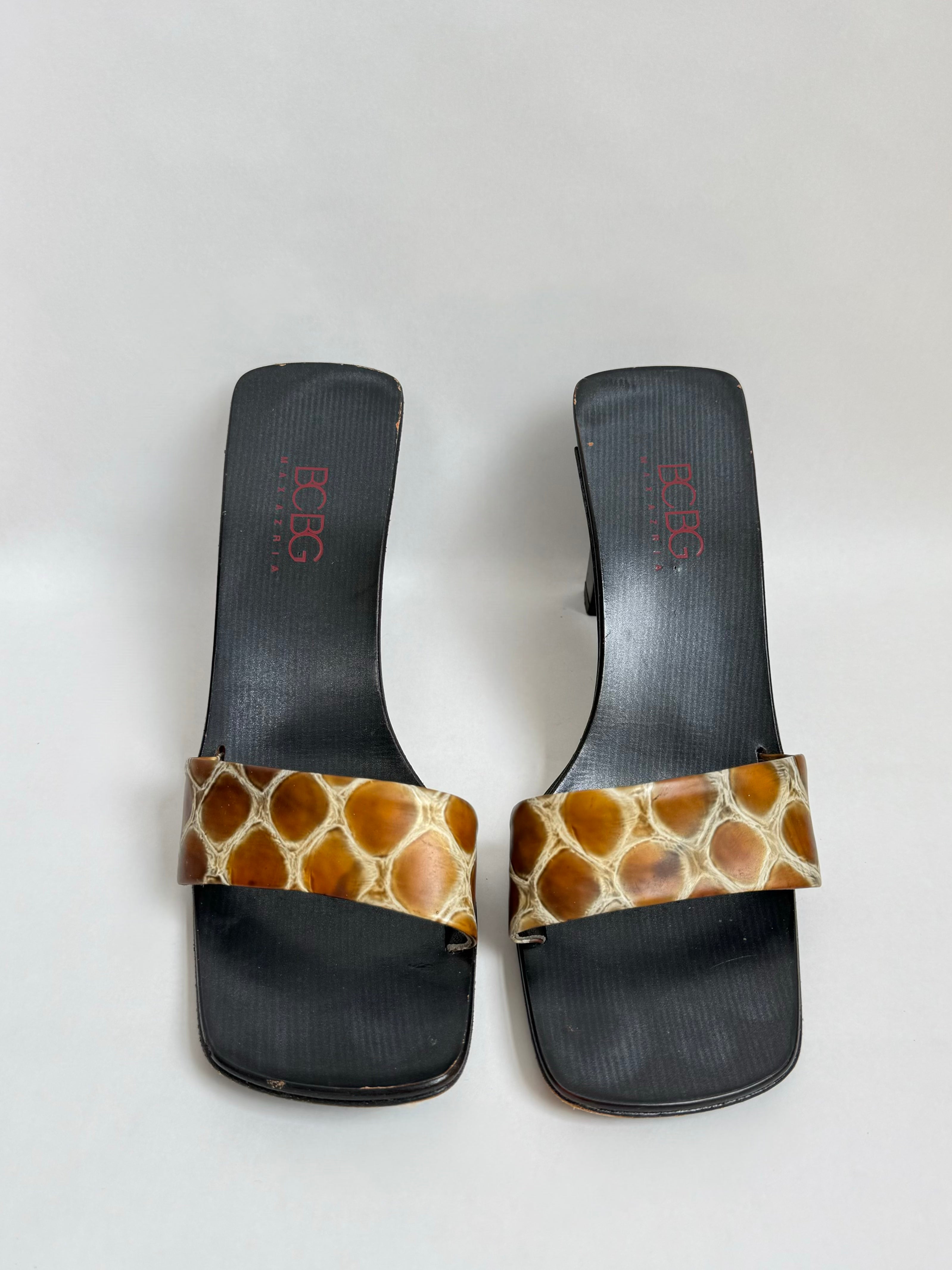 BCBG Maxazria Croc Sandals / 38