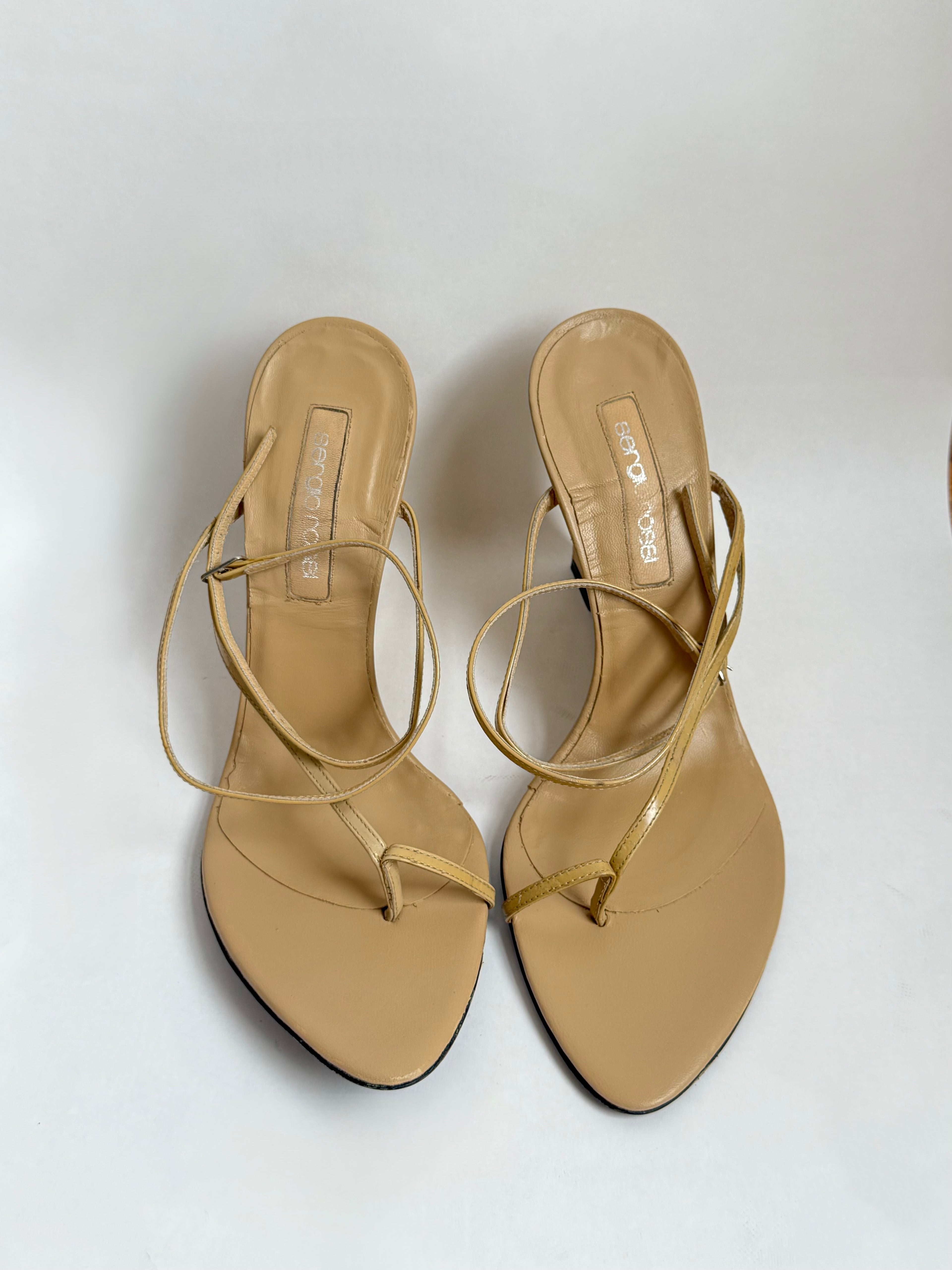 Sergio Rossio Patent Leather Wedges / 40
