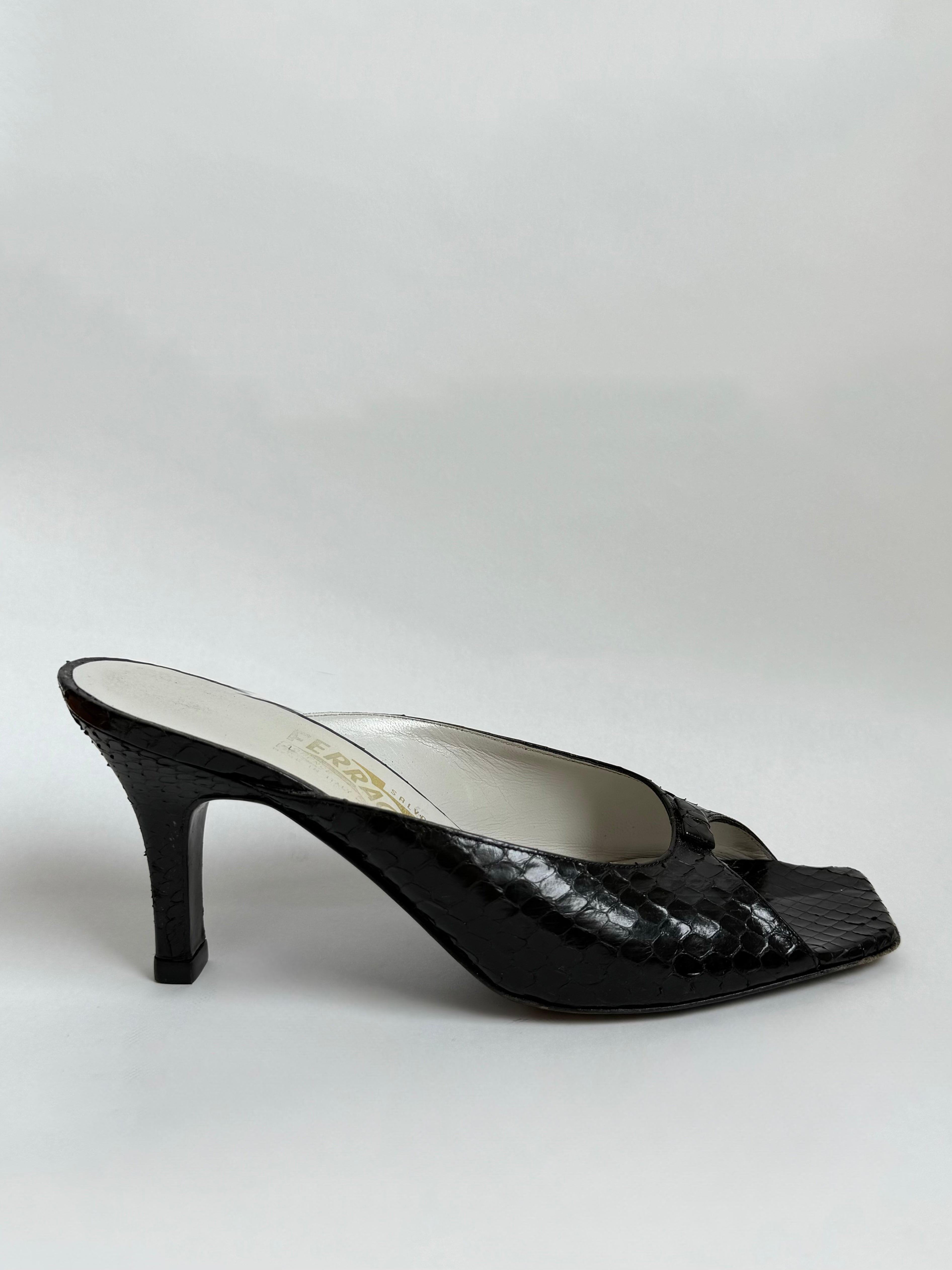 Ferragamo Peep-Toe Mules / 8.5