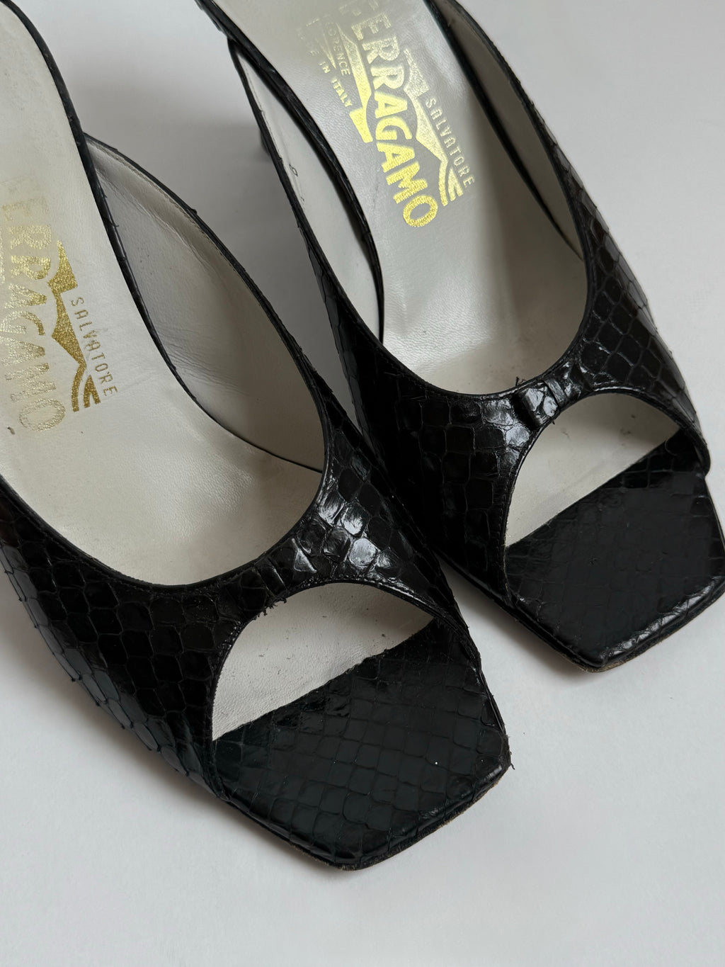 Ferragamo Peep-Toe Mules / 8.5