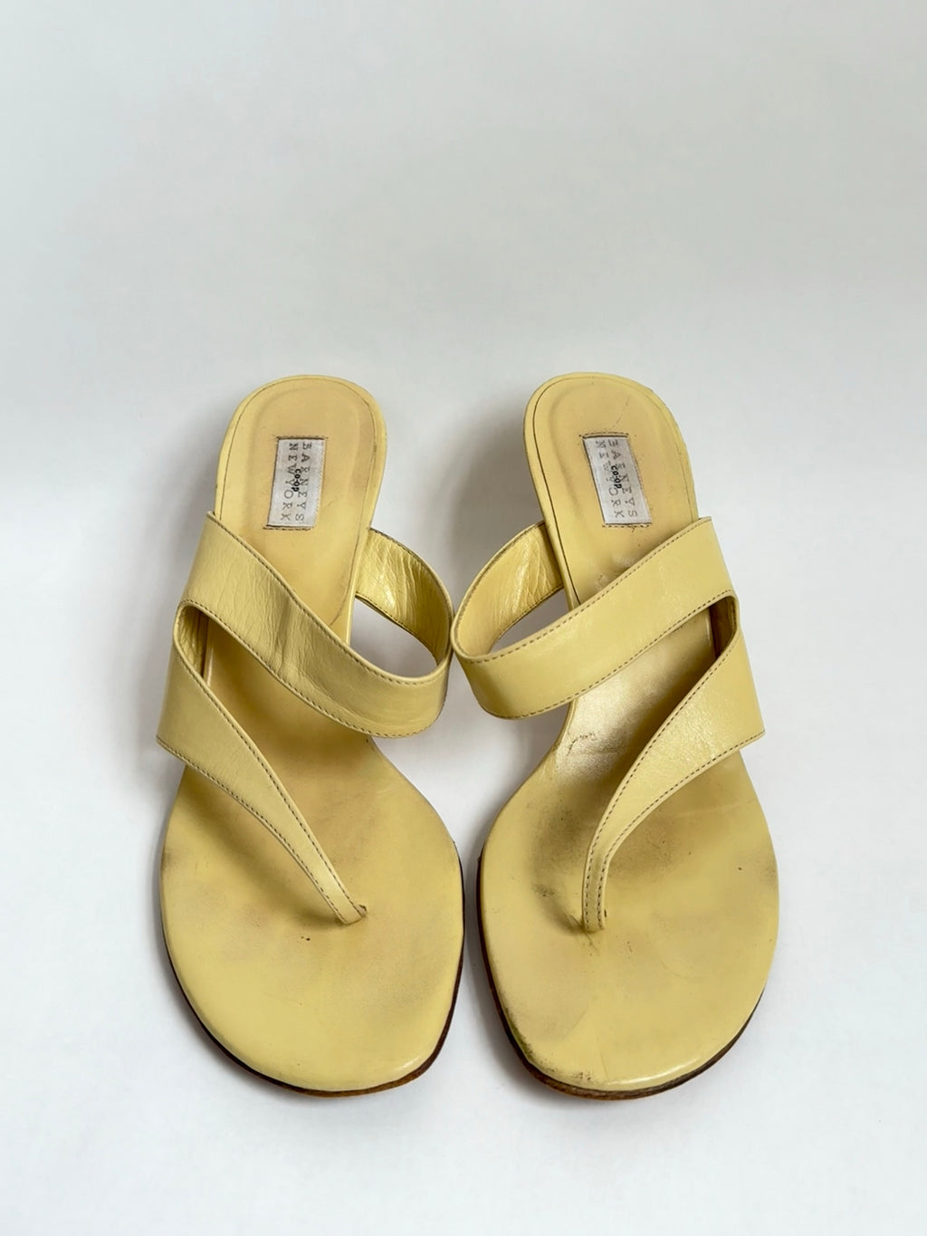 Barneys New York Kitten Heels / 37