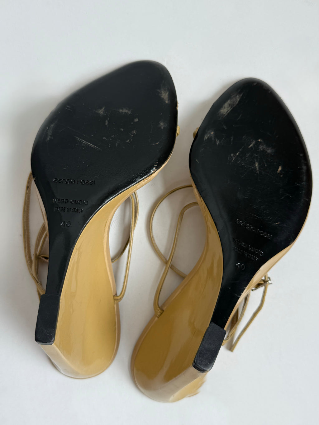 Sergio Rossio Patent Leather Wedges / 40